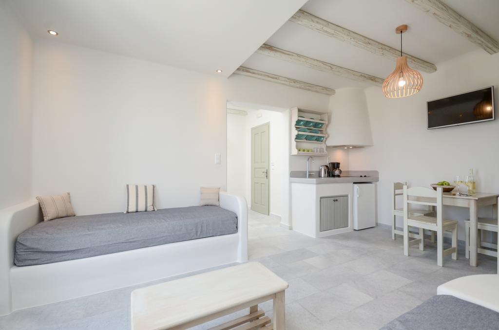Agnadi Hotel Agia Anna  Buitenkant foto